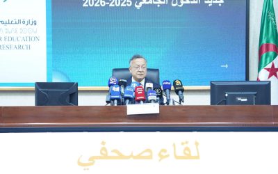 Le ministre de l’Enseignement supérieur et de la Recherche scientifique M.Kamel Baddari organise une conférence de presse sur la rentrée  universitaire 2025-2026